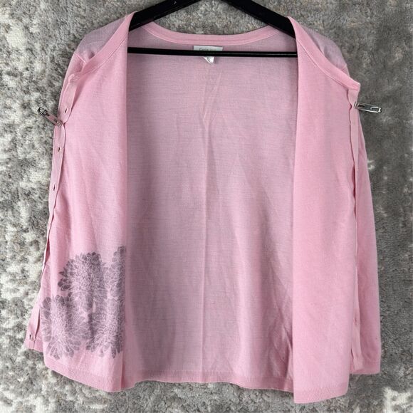 Garnet Hill Sz M Soft Pink 100% Merino Wool Floral Button Cardigan Sweater Light - Picture 4 of 9